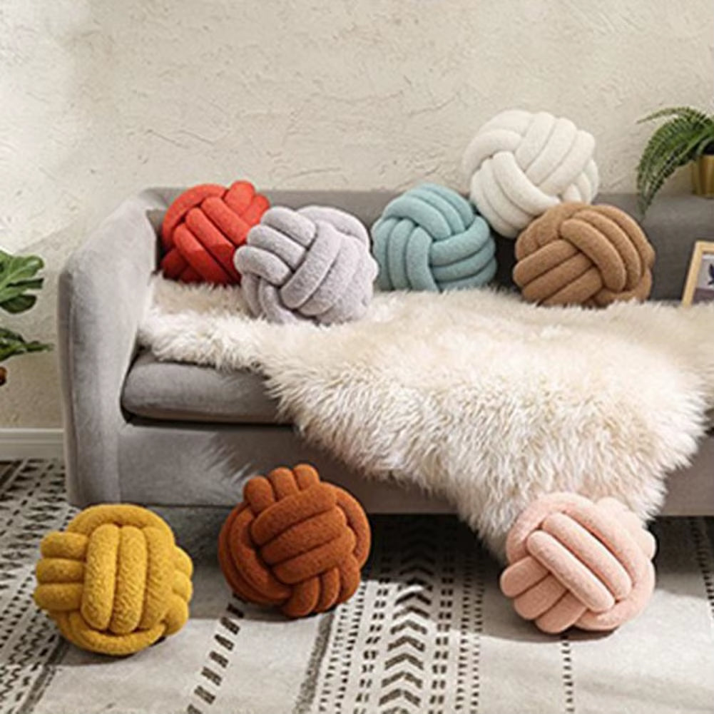 Knotted Ball Plush Pillow Indeformable